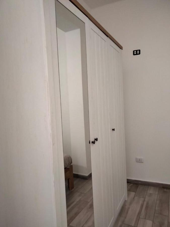 Appartamento Casa Ai Tre Campanili Gela Esterno foto