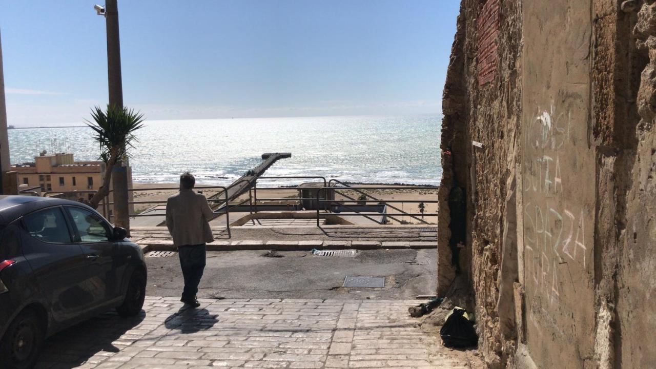Appartamento Casa Ai Tre Campanili Gela Esterno foto