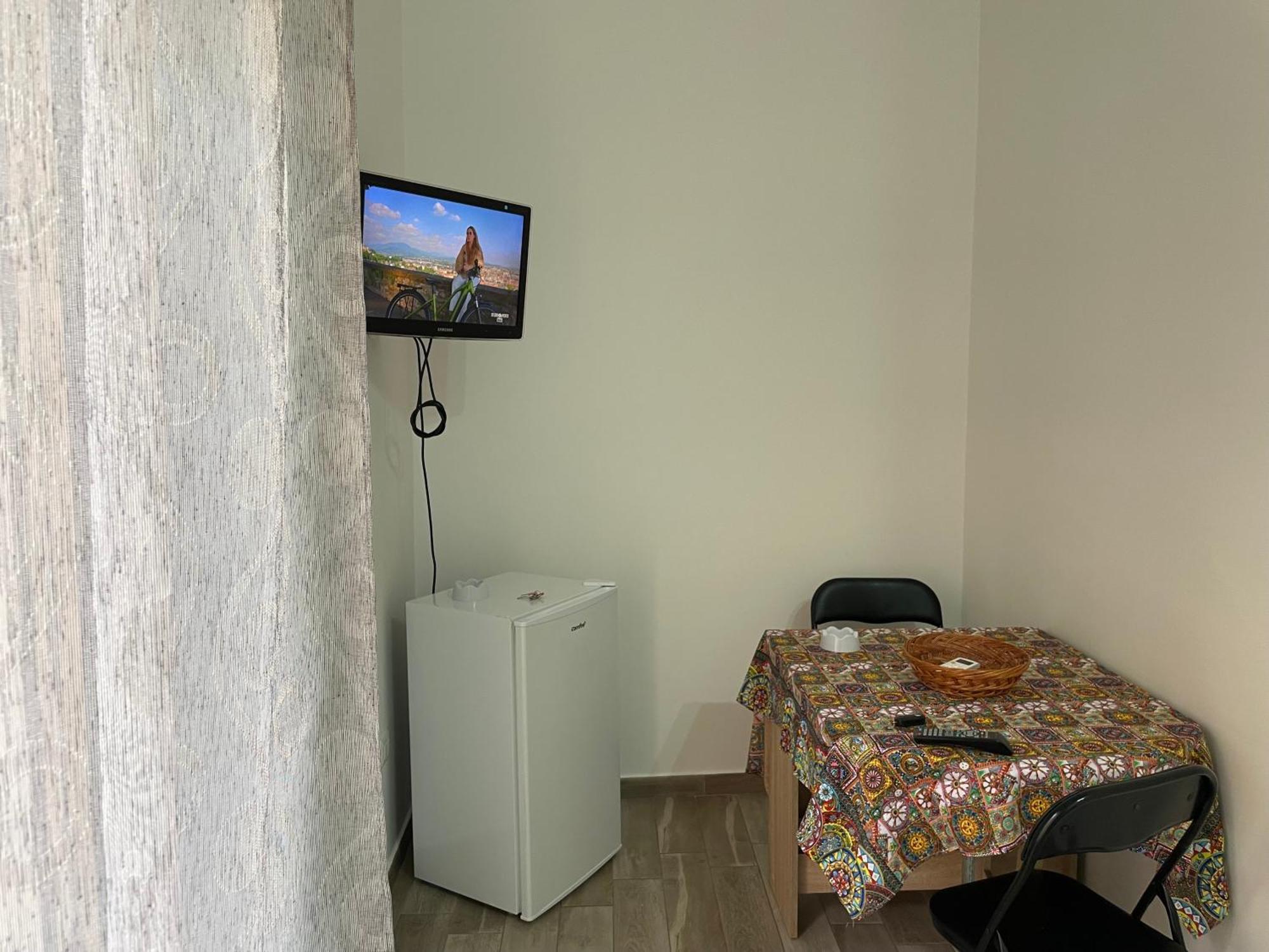 Appartamento Casa Ai Tre Campanili Gela Esterno foto